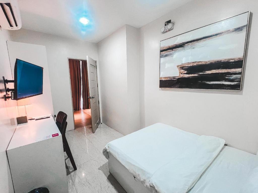 Lavero Suites Kalibo Exterior photo